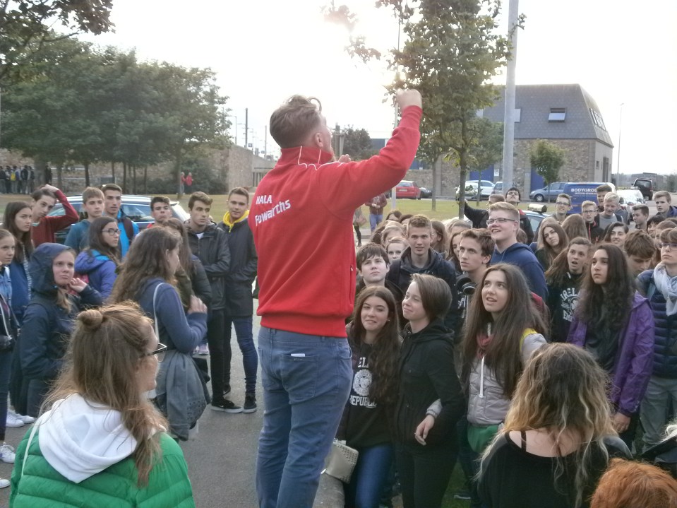 OLYMPUS DIGITAL CAMERA