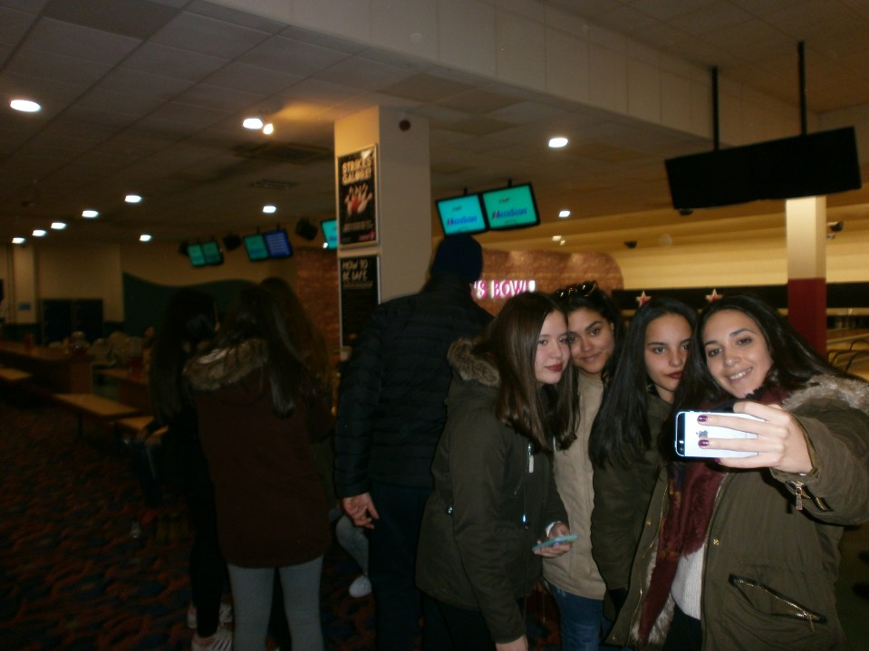 OLYMPUS DIGITAL CAMERA