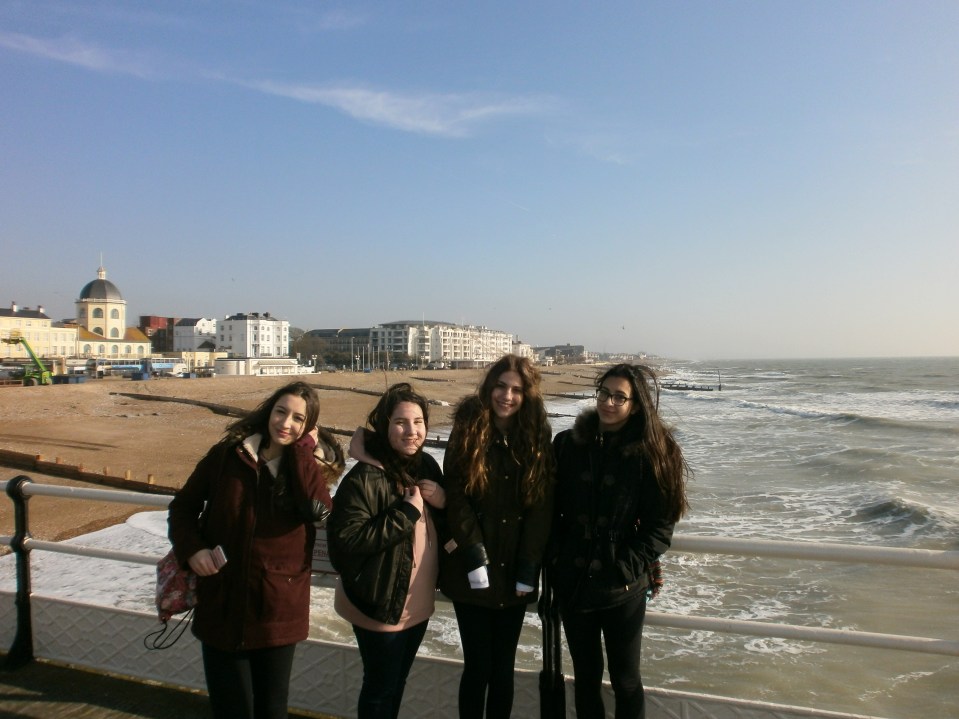 OLYMPUS DIGITAL CAMERA