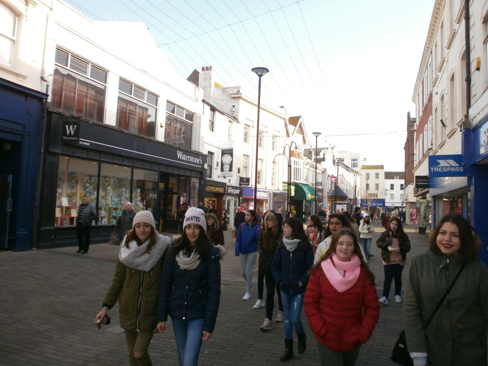 OLYMPUS DIGITAL CAMERA