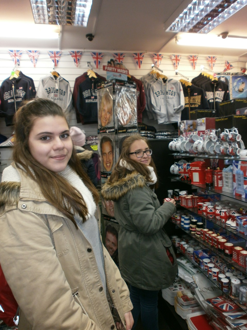 OLYMPUS DIGITAL CAMERA