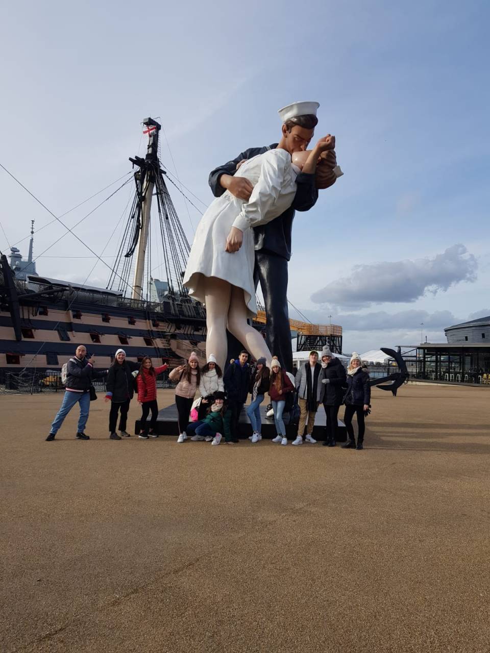 35AB9C0D-842C-4A6C-91A5-143A9F293628