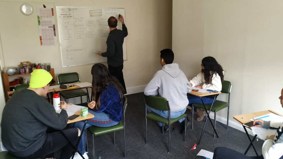 35CEE885-30AE-49AE-B4AF-E6E24A660211