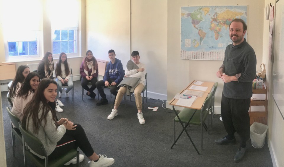 AA6665D9-77A8-45EF-8FE4-B57BCE7D3AFB