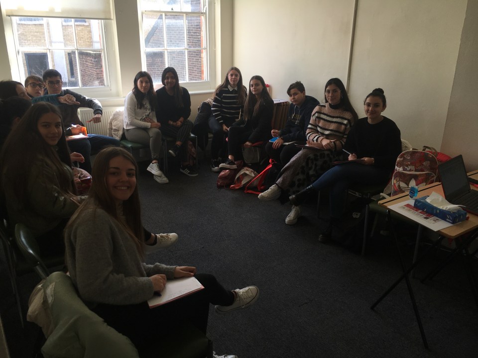 858449A9-EEF9-4F91-9B0B-21985F1EFBFA